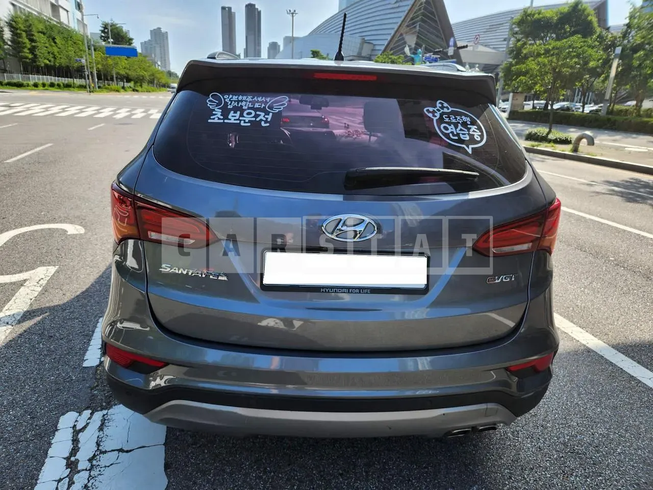 Photo 2 of 12: 2016 Hyundai Santa Fe, VIN KMHSW81UBGU666158 — Korean insurance auction