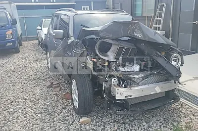 Photo 1 of 14: 2021 Jeep Zip Renegade 2.4 FWD, VIN 1C4NJCDB9MPN17715 — Korean insurance auction