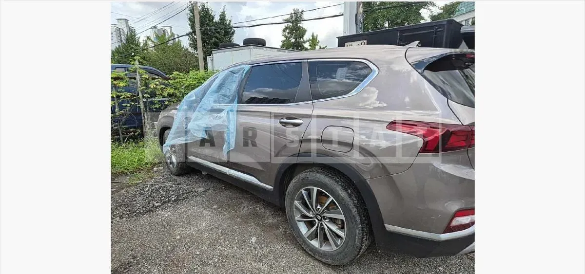 Photo 2 of 7: 2019 Hyundai Santa Fe TM — Korean insurance auction