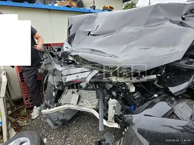Photo 1 of 27: 2023 BMW X4 xDrive 20d — Korean insurance auction