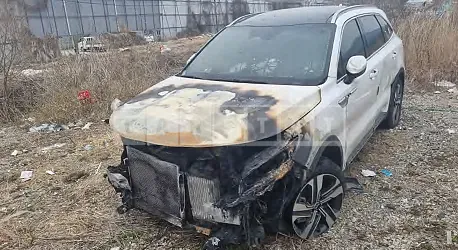 Photo 2 of 33: 2021 Kia Sorento, VIN KNARH81GBMA021079 — Korean insurance auction