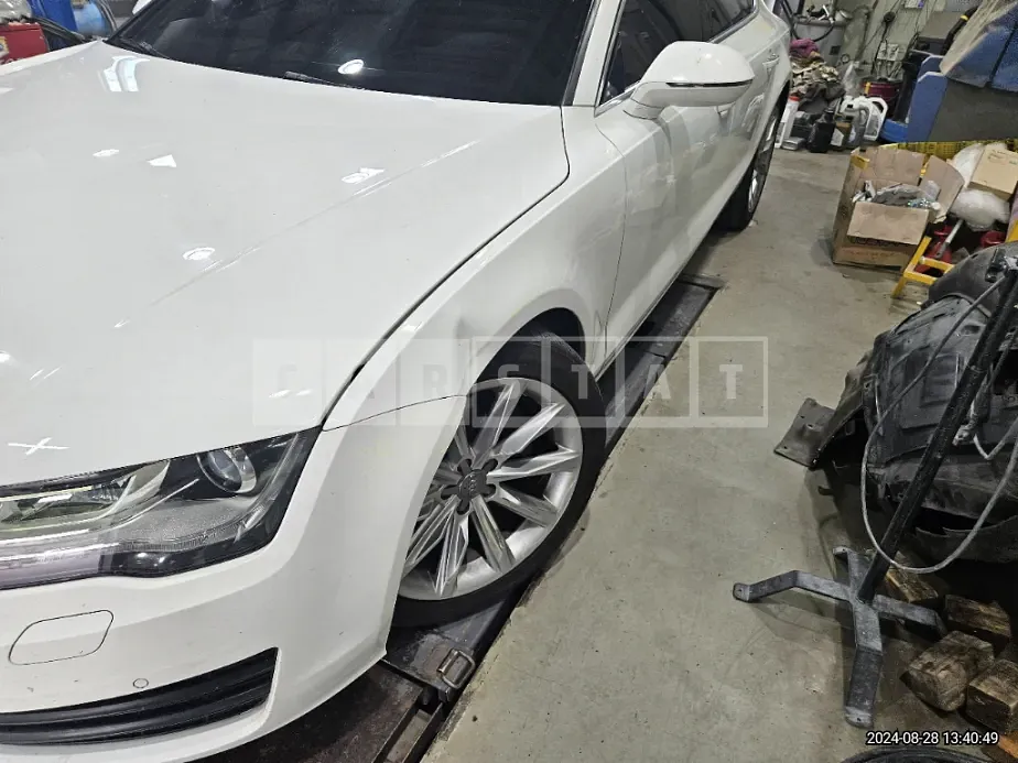 Photo 2 of 8: 2014 Audi A7 3.0 TDI quattro — Korean insurance auction