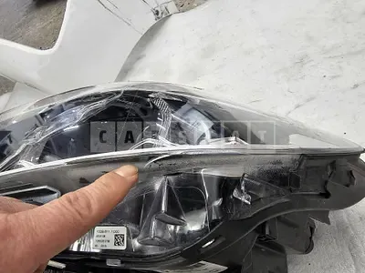 2018 Light /540i headlamp only