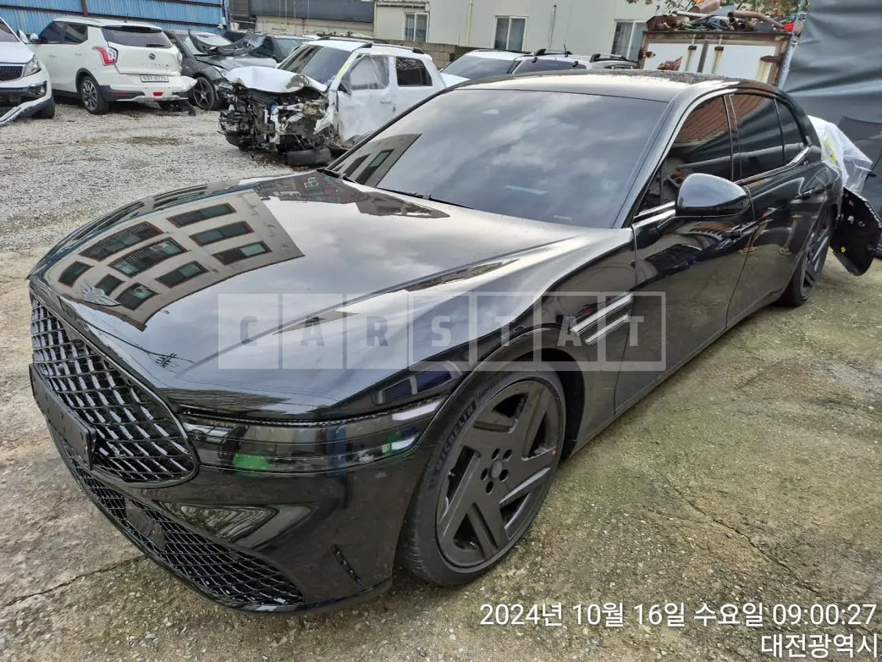 Photo 2 of 6: 2024 Genesis G90, VIN KMTFB41DDSU047921 — Korean insurance auction