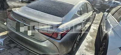 Photo 1 of 7: 2021 Lexus ES300h — Korean insurance auction