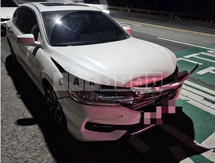 Photo 2 of 10: 2017 Honda Accord 2.4 — Korean insurance auction