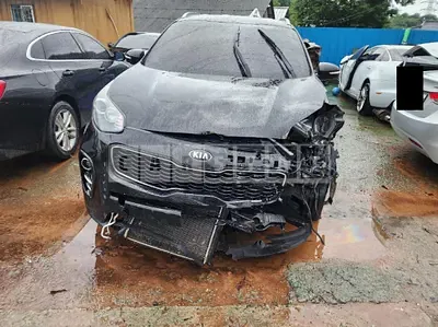 Photo 1 of 23: 2017 Kia Sportage — Korean insurance auction