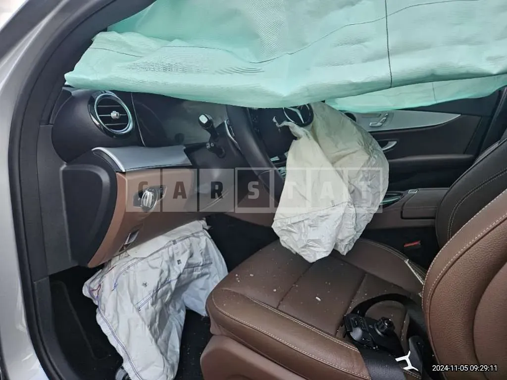 Photo 2 of 13: 2021 Mercedes-Benz E250 — Korean insurance auction