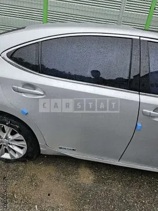 Photo 2 of 17: 2015 Lexus ES300h — Korean insurance auction