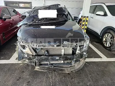 Photo 1 of 22: 2019 Kia K5 — Korean insurance auction