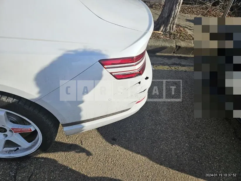 Photo 2 of 34: 2021 Genesis G80 EV — Korean insurance auction