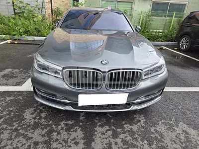 Photo 1 of 26: 2018 BMW 750Li xDrive, VIN WBA7F2106JB235738 — Korean insurance auction
