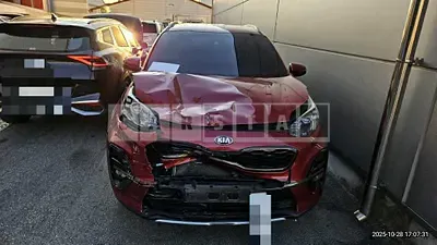 Photo 1 of 27: 2018 Kia Sportage — Korean insurance auction