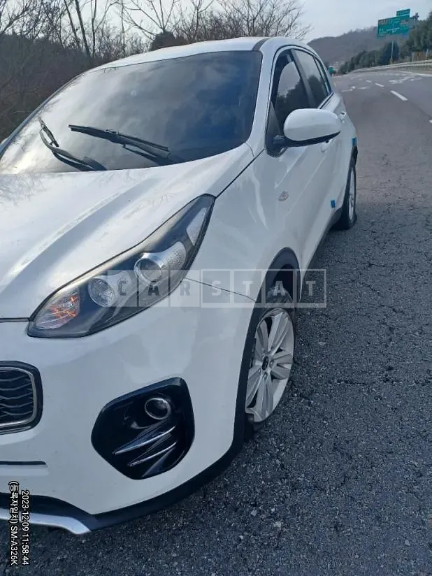 Photo 2 of 24: 2015 Kia Sportage 2.0 (4WD), VIN KNAPL813DGK027389 — Korean insurance auction