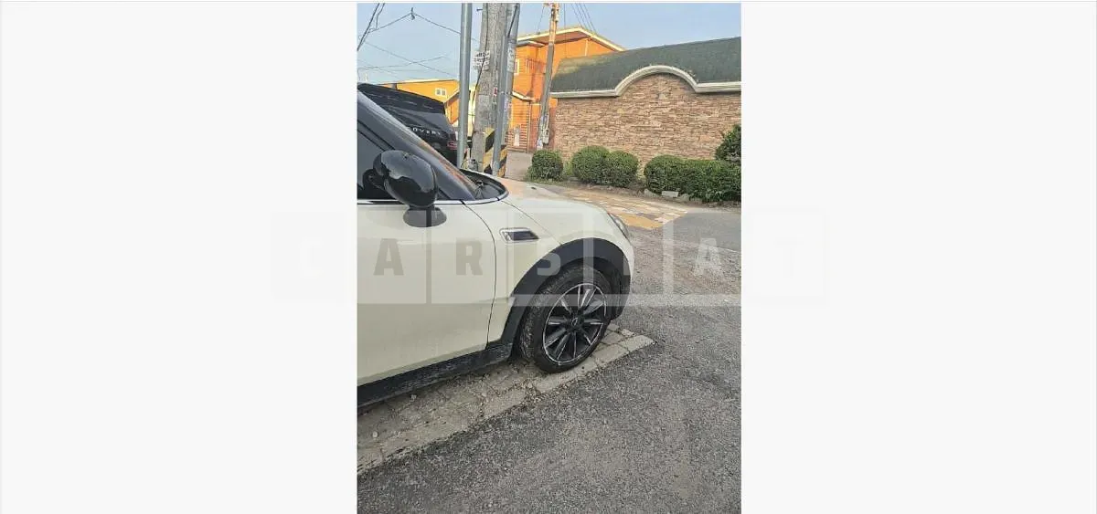 Photo 2 of 21: 2017 MINI Cooper Clubman — Korean insurance auction