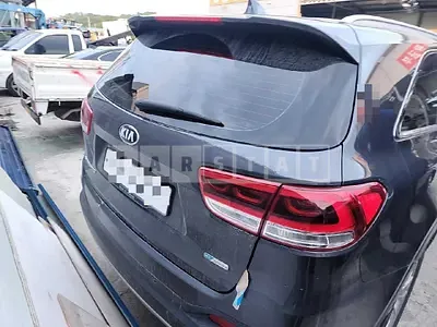Photo 1 of 19: 2017 Kia Sorento, VIN KNAPS81ABHA340287 — Korean insurance auction