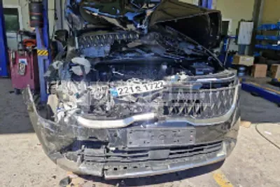 Photo 1 of 16: 2025 Kia Carnival — Korean insurance auction