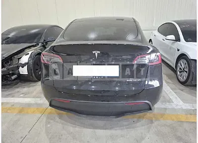 Photo 1 of 17: 2022 Tesla Model Y LongRange — Korean insurance auction