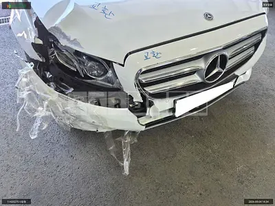 Photo 1 of 13: 2019 Mercedes-Benz E220 d, VIN WDDZF0EBXKA667578 — Korean insurance auction