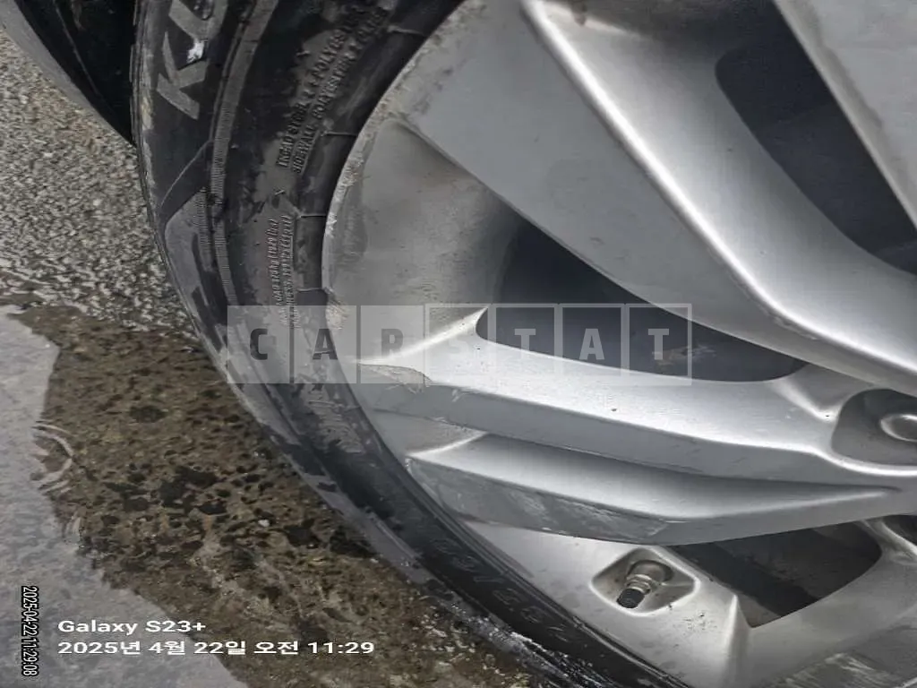 Photo 2 of 3: 2016 Kia (parts) Sorento Wheels — Korean insurance auction