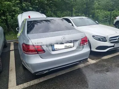 Photo 1 of 8: 2015 Mercedes-Benz E220 CDI — Korean insurance auction
