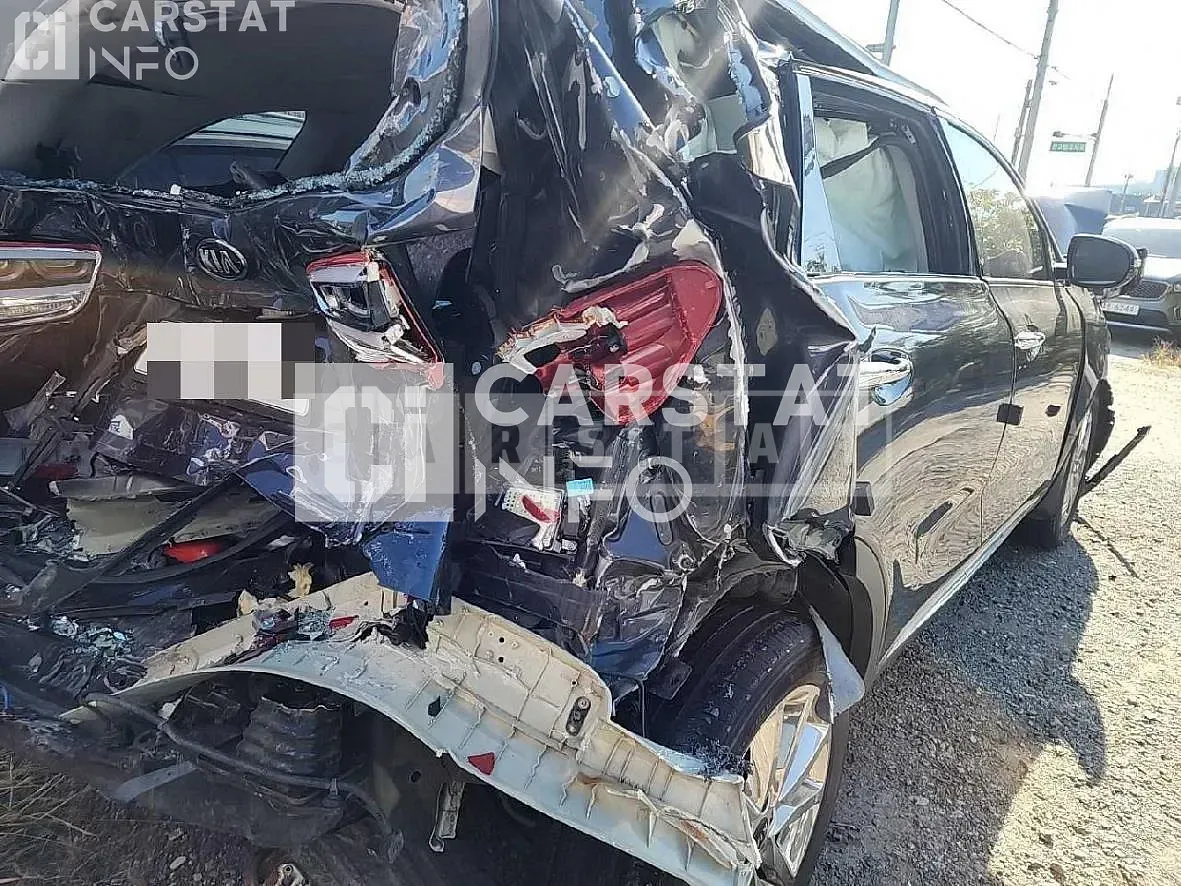 Photo 2 of 12: 2016 Kia Sorento 2.0 — Korean insurance auction