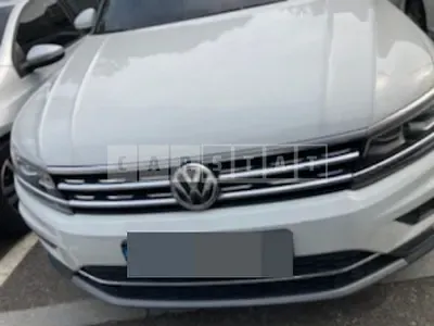 Photo 1 of 18: 2020 Volkswagen Tiguan 2.0 TDI, VIN WVGZZZ5NZLW907575 — Korean insurance auction