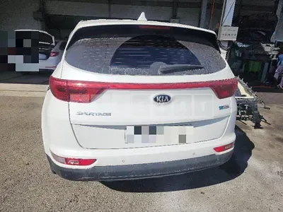 Photo 1 of 11: 2017 Kia Sportage — Korean insurance auction