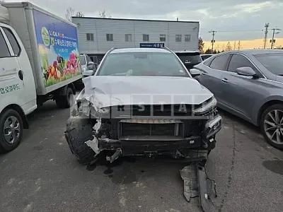 Photo 1 of 9: 2019 Hyundai Kona, VIN KMHK4815GKU428992 — Korean insurance auction