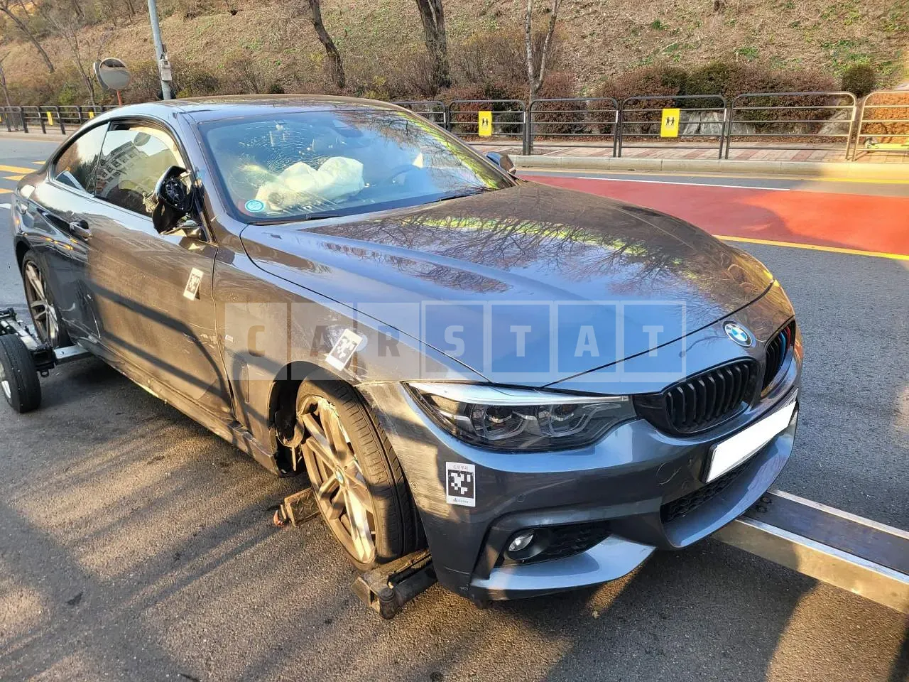 Photo 2 of 6: 2019 BMW 430i Coupe M Sport, VIN WBA4W3106LFH77218 — Korean insurance auction