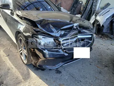 Photo 1 of 8: 2018 Mercedes-Benz E220d — Korean insurance auction