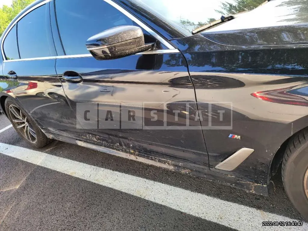 Photo 2 of 20: 2021 BMW 520i, VIN WBA11BH06MCF89898 — Korean insurance auction