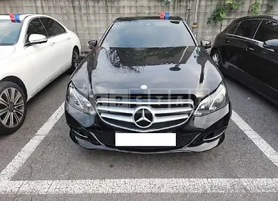 Photo 1 of 49: 2016 Mercedes-Benz E220 BlueTec, VIN WDDHF0AB8GB215518 — Korean insurance auction