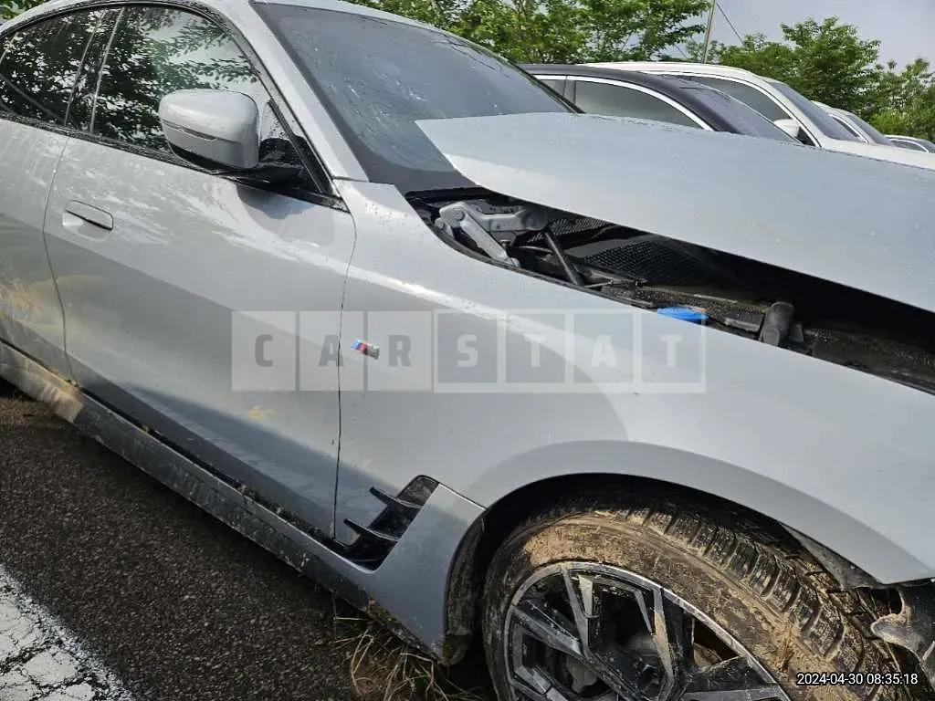 Photo 2 of 23: 2022 BMW Ir SCRIES40 — Korean insurance auction