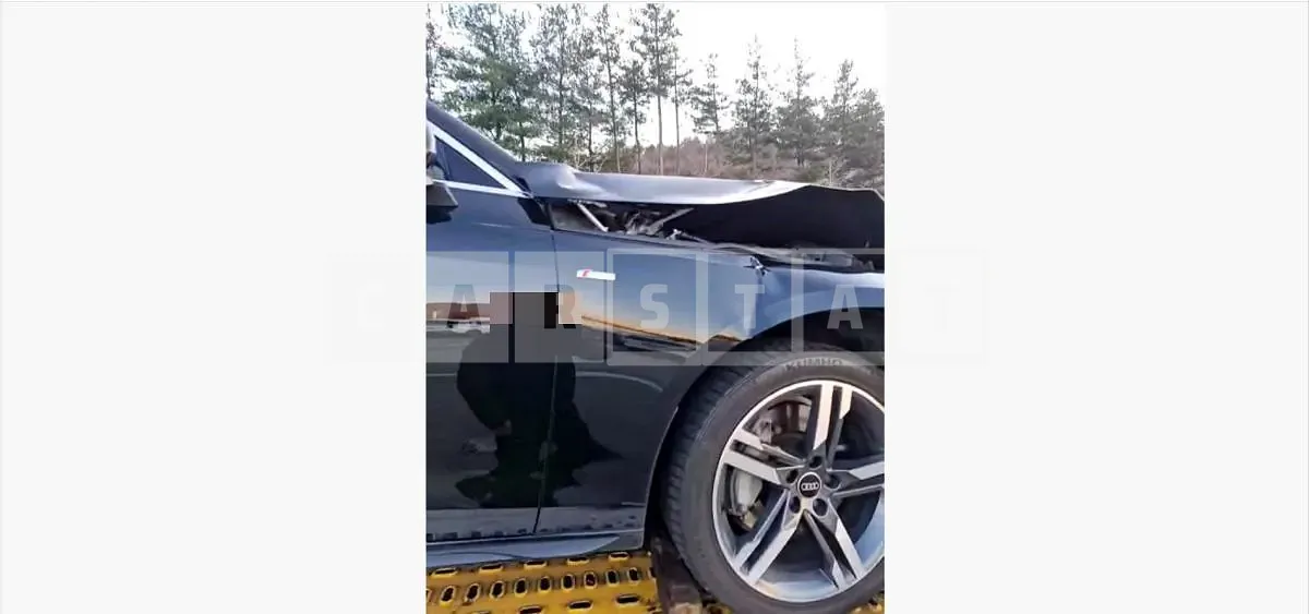 Photo 2 of 41: 2022 Audi A4 45 TFSI quattro — Korean insurance auction