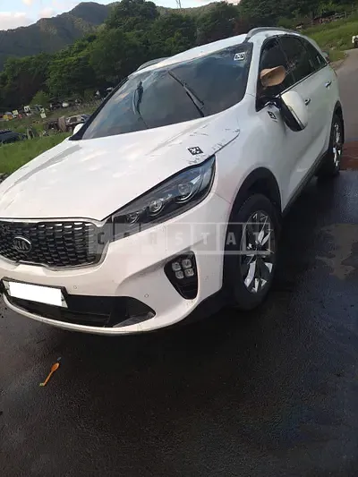 Photo 1 of 20: 2018 Kia Sorento /Sorrento, VIN KNAPH81ADKA518211 — Korean insurance auction