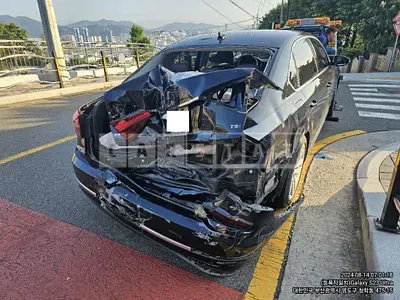 Photo 1 of 9: 2018 Volkswagen Passat 2.0 TSI — Korean insurance auction