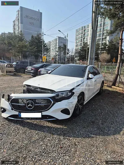 2024 Mercedes-Benz E200