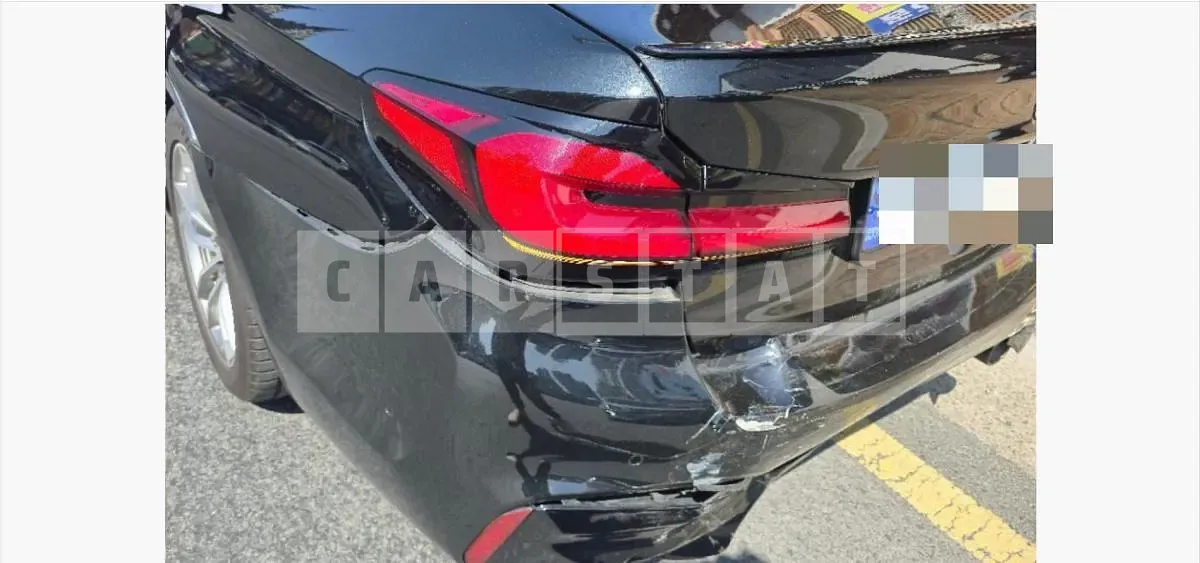 Photo 3 of 3: 2017 BMW 520d xDrive — Korean insurance auction