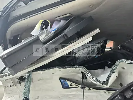Photo 2 of 50: 2023 Kia Carnival — Korean insurance auction