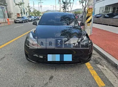 Photo 1 of 55: 2025 Tesla Model Y RWD, VIN LRWYGCFS0SC932741 — Korean insurance auction