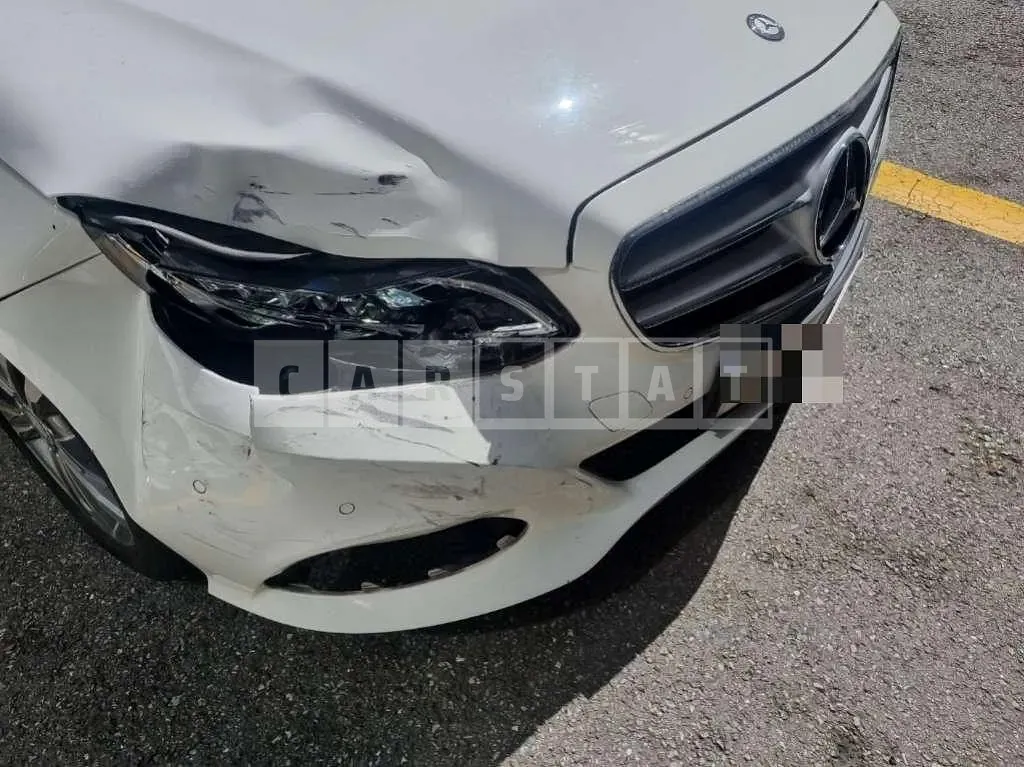 Photo 2 of 16: 2015 Mercedes-Benz E220 BlueTec — Korean insurance auction