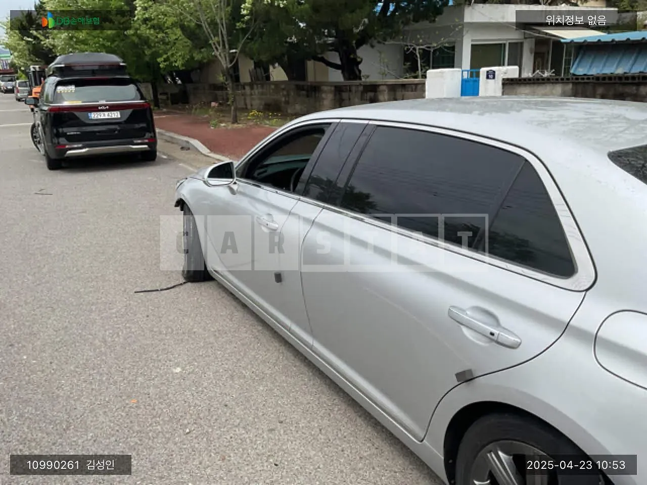 Photo 2 of 10: 2016 Hyundai Genesis EQ900 Limousine, VIN KMHG511HDGU018726 — Korean insurance auction