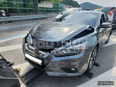 Photo 1 of 11: 2017 Nissan Altima 2.5, VIN 1N4AL3AP2HC180560 — Korean insurance auction