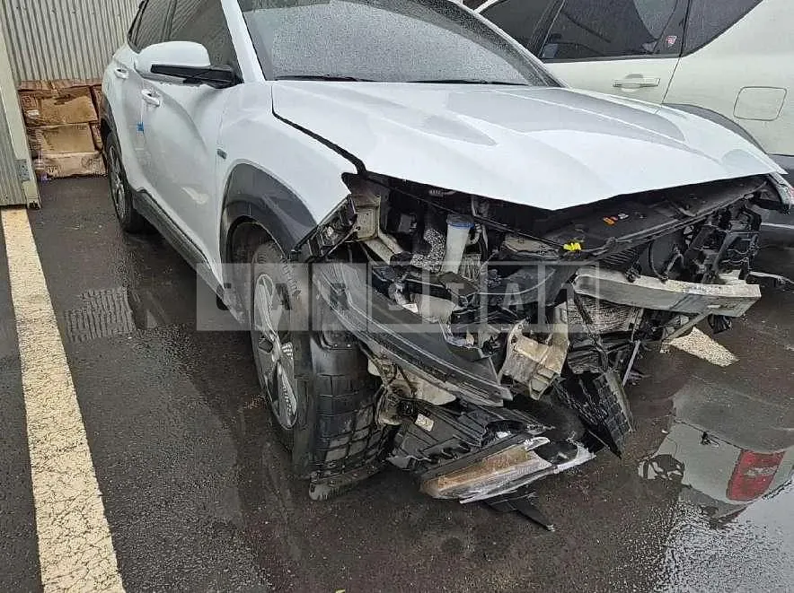 Photo 2 of 9: 2018 Hyundai Kona Electric Car — Korean insurance auction