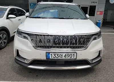 Photo 1 of 18: 2022 Kia Carnival, VIN KNANE81BBNS173481 — Korean insurance auction