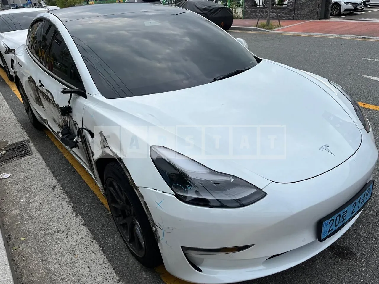 Photo 2 of 29: 2022 Tesla Model 3 Long Range, VIN 5YJ3E1EB7NF151313 — Korean insurance auction