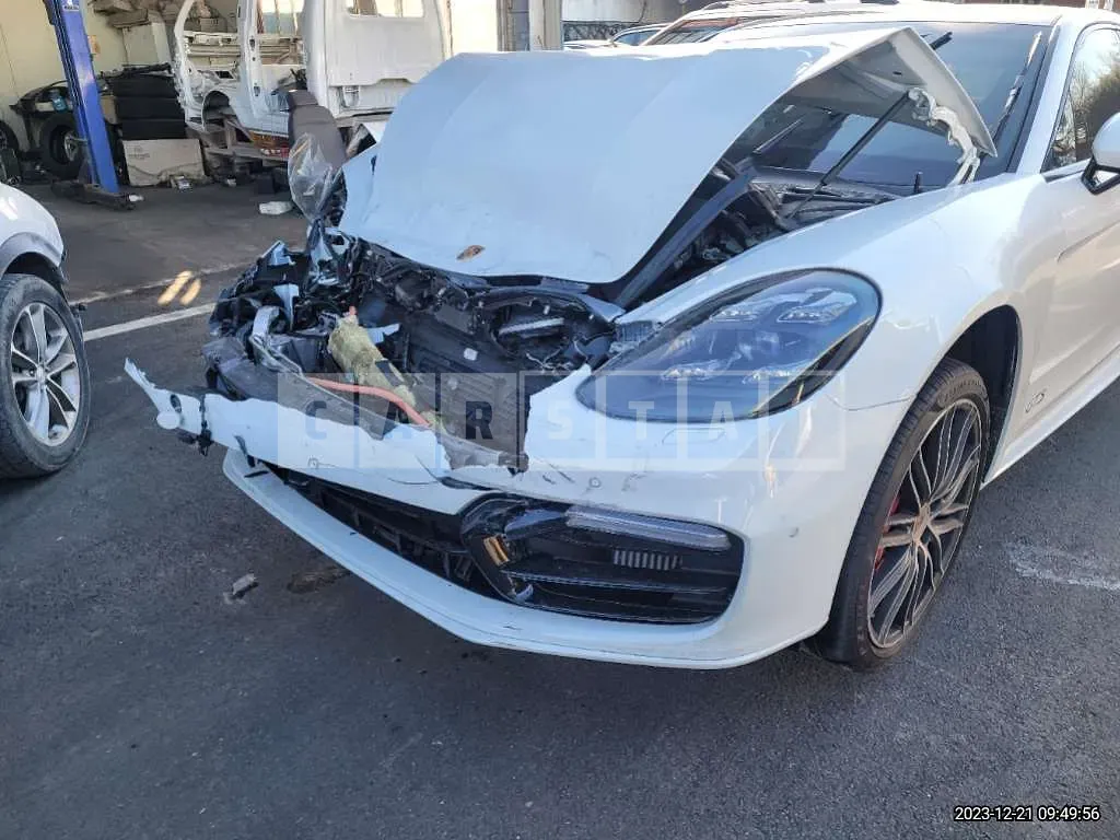 Photo 2 of 35: 2020 Porsche Panamera GTS, VIN WP0AG297XLL146596 — Korean insurance auction