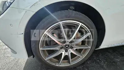 Photo 1 of 2: 2022 Mercedes-Benz (parts) E300 e 4Matic Wheels — Korean insurance auction