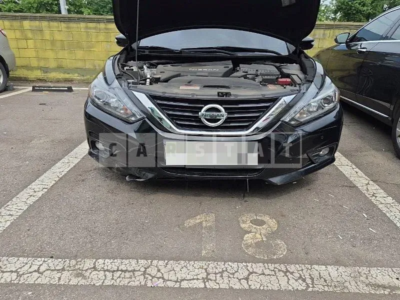 Photo 2 of 44: 2018 Nissan Altima 2.5 — Korean insurance auction